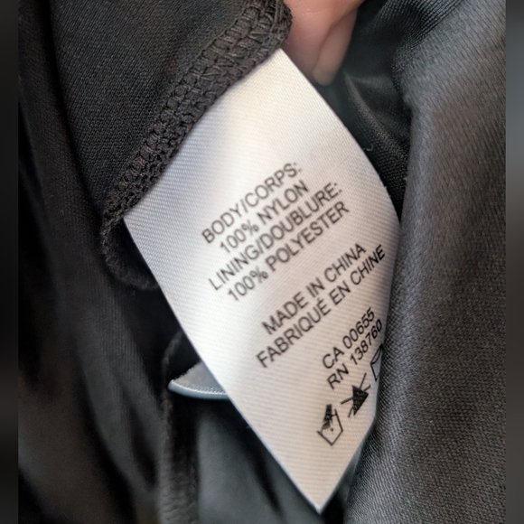 Reitsmans Elegant Black Lace Overlay Dress - Picture 9 of 10